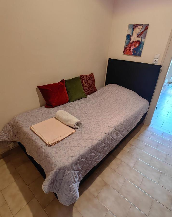 Leonidas Private Apartment In Sparta Luaran gambar