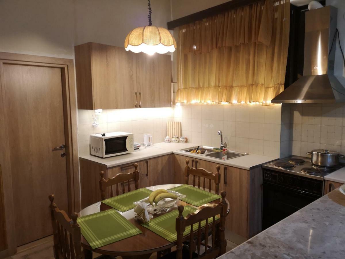 Leonidas Private Apartment In Sparta Luaran gambar